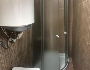 Koupelna v ubytování Квартира новая