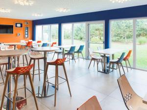 Restaurace v ubytování Ibis Styles La Louvière