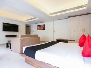 TV a/nebo společenská místnost v ubytování The Roa Hotel