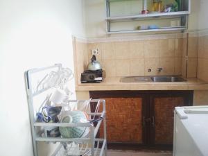 Küche/Küchenzeile in der Unterkunft Rumah Roda