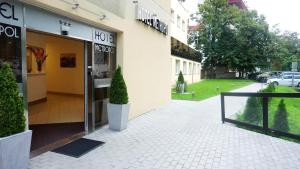 Budova, kde se hotel nachází