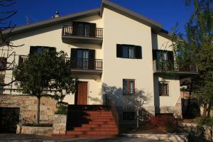 Budova, kde se bed and breakfast nachází