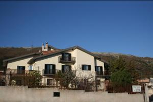 Nespecifikovaný výhled na hory nebo výhled na hory při pohledu z bed and breakfast