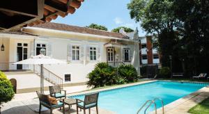 Πισίνα στο ή κοντά στο Villa Laurinda