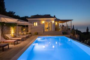 The swimming pool at or close to Drimonari Villas