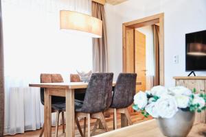 TV a/nebo společenská místnost v ubytování Appartements Rosenhof