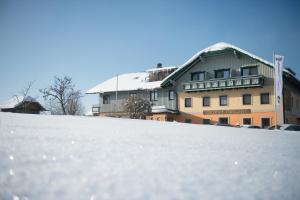 Gasthof Neuwirt v zimě