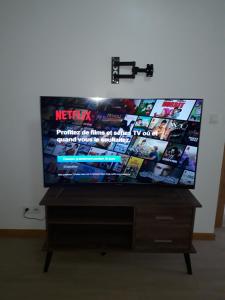 TV a/nebo společenská místnost v ubytování Le 109