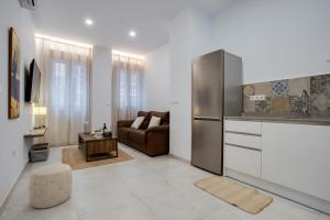Kuchyň nebo kuchyňský kout v ubytování ICEBERG LUXURY TARIFA Free Parking