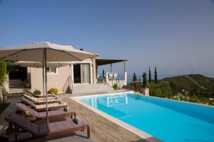 The swimming pool at or close to Drimonari Villas
