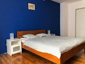 Posteľ alebo postele v izbe v ubytovaní Apartament przy zoo + 1 fotografia
