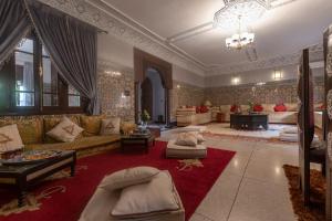 Posezení v ubytování Villa Soraya Hammam & Jacuzzi