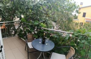 Balkón nebo terasa v ubytování Apartmani Nada
