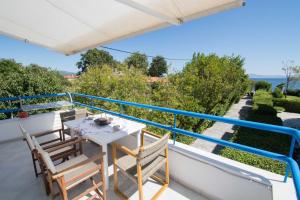 Gallery image of Romantic Seafront Studio - Dream Garden in Platanidia