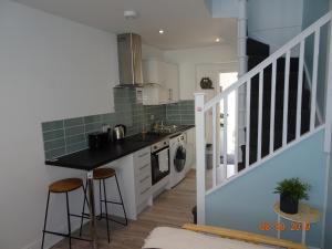 Gallery image of The Whiteways in Bristol