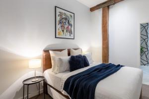 Mynd úr myndasafni af Luxury 3 brm 2 bath Woolstore apt with Courtyard í Brisbane