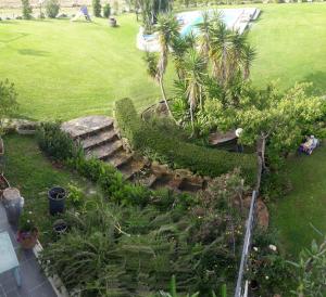 チェルヴェーテリにあるLa Mia Casa per Tuttiの樹木や茂みのある庭園の空中風景