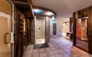 Kúpeľňa v ubytovaní Familienhotel Viktoria