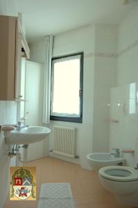A bathroom at Residenza Artini