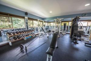 Fitness center at/o fitness facilities sa Dolphin Suites