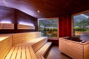Kép Adler Inn Tyrol Mountain Resort SUPERIOR szállásáról Tuxban a galériában