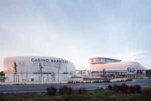 een weergave van het Casino Barbara-gebouw bij Studio 4 couchages Port Du Cap d'Agde in Cap d'Agde