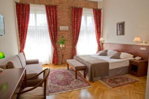 Posteľ alebo postele v izbe v ubytovaní Hotel Polonia