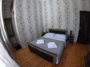 Postel nebo postele na pokoji v ubytování Host Family