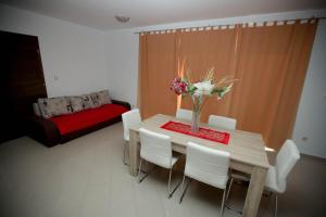 Гостиная зона в Guest House Kukuljica 2