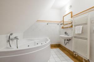 Koupelna v ubytování Horský Hotel Kohútka