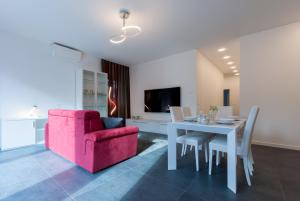 Un televizor și/sau centru de divertisment la Apartment Hanni