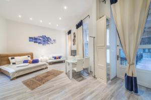 Posteľ alebo postele v izbe v ubytovaní ATLANTA apartment is in the heart of Budapest