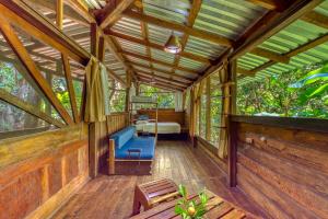 Zahrada ubytování Omega Tours Eco-Jungle Lodge