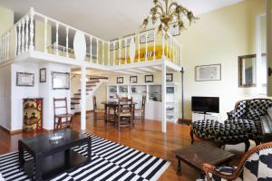 โทรทัศน์และ/หรือระบบความบันเทิงของ CA SAN BIAGIO