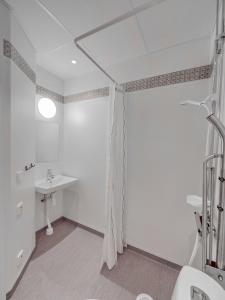 Vannituba majutusasutuses Hamnhotellet