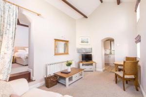 A seating area at Ballachrink Farm Cottages 