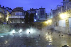 Bazén v ubytovaní QUATRE CASAS alebo v jeho blízkosti