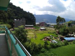 Landskap semula jadi dekat dengan rumah tamu ini