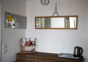 Küche/Küchenzeile in der Unterkunft Paris charmant appartement famillial vue Tour Eiffel