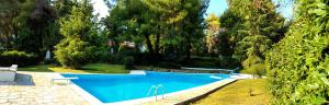 Bazén v ubytovaní Sani Pool Beach Villa alebo v jeho blízkosti