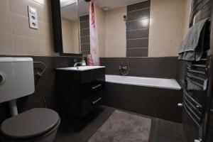 Kúpeľňa v ubytovaní Cosy 2 bedroom flat in the heart of Budapest