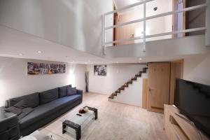 Posedenie v ubytovaní Cosy 2 bedroom flat in the heart of Budapest