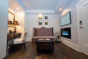 Gallery image of Stonehurst Place Bed & Breakfast in Atlanta