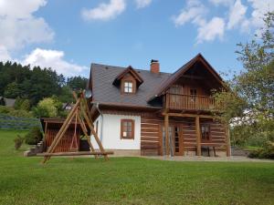 Budova, v ktorej sa vila nachádza