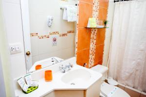 Um banheiro em Lima Wari Hotel Boutique