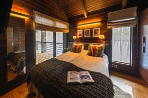 Katil atau katil-katil dalam bilik di Levi Spirit Luxury Villas & Resort