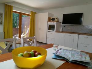 Kuchyň nebo kuchyňský kout v ubytování Appartements Apfelblüte