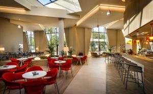 Reštaurácia alebo iné gastronomické zariadenie v ubytovaní Victoria Mobilehome in Istra Premium Camping Resort