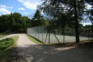 Tennis and/or squash facilities at Podere Capitignano or nearby