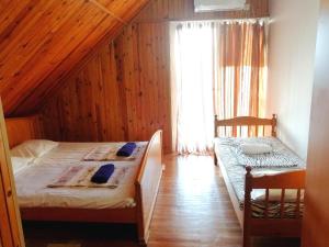Postel nebo postele na pokoji v ubytování David Dali House